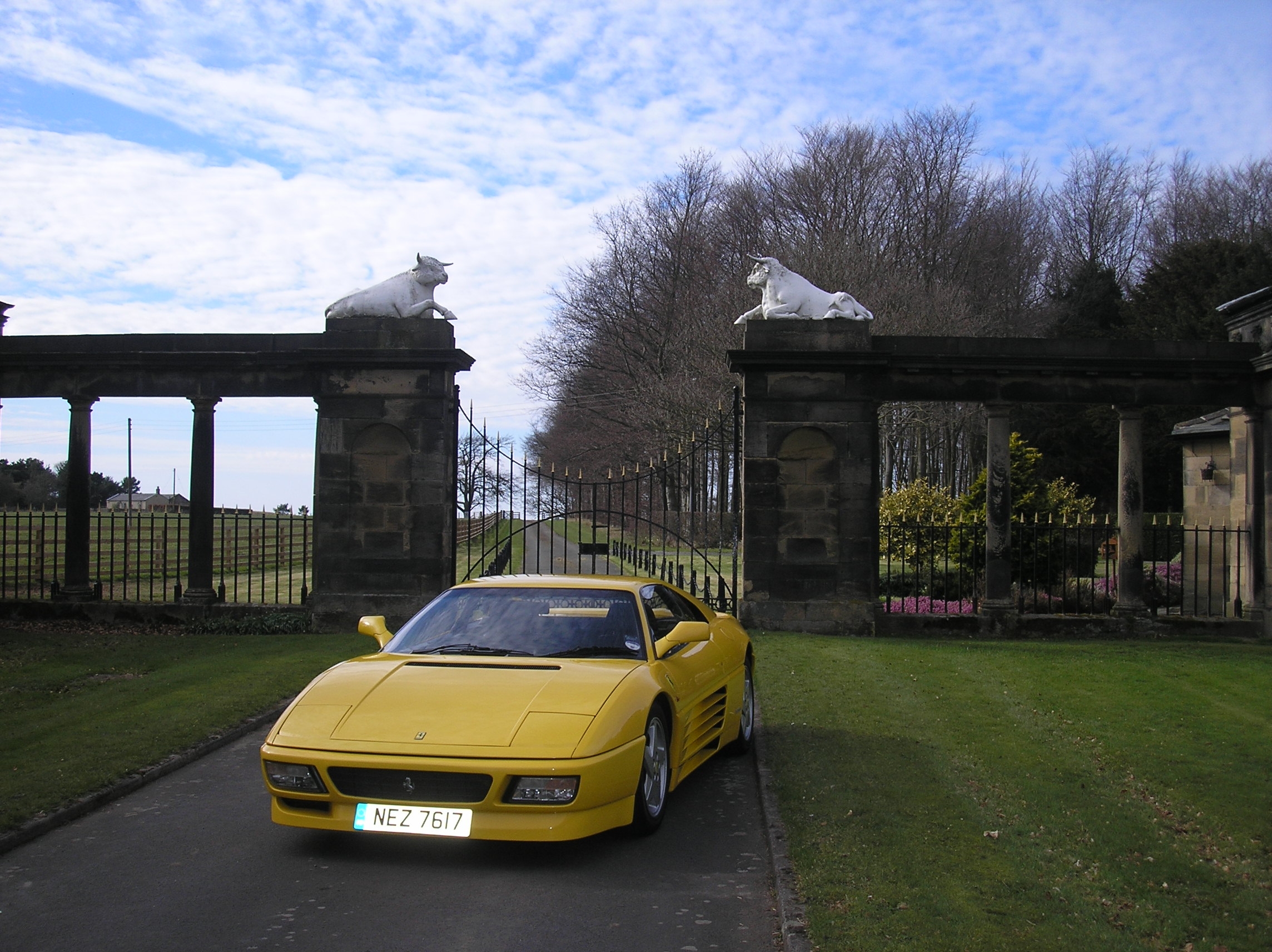 Ferrari 348